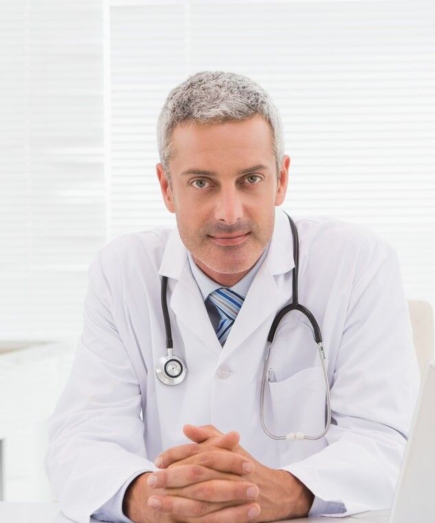 Doctor Dermatolog Dumitru Caraiman